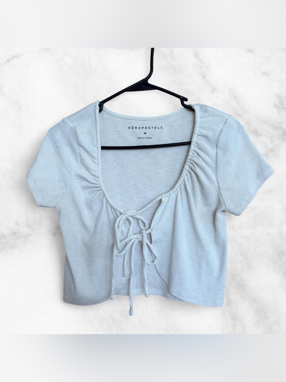 Aeropostale White Tie-Front Cropped Top Medium